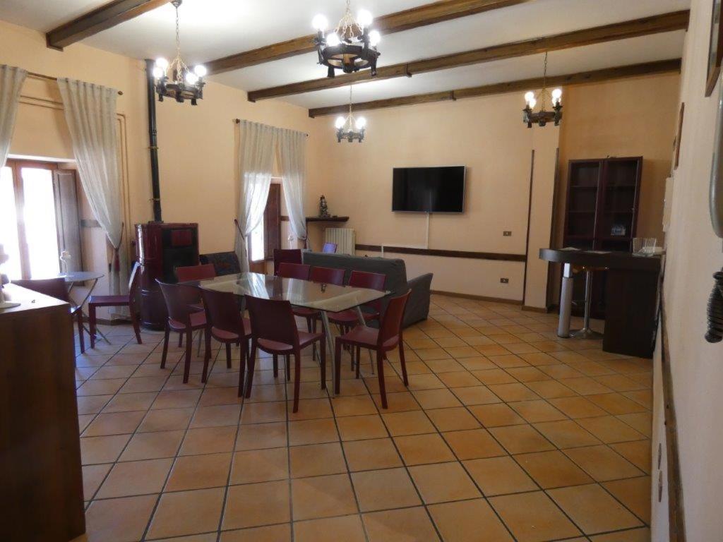 Dimora Fresilia Casa Vacanze أوبي المظهر الخارجي الصورة